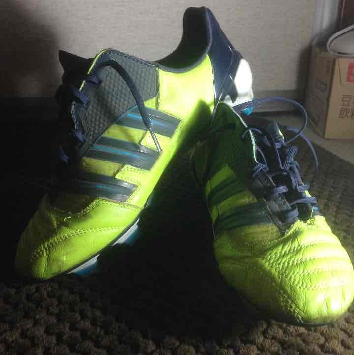 アディダス プレデター