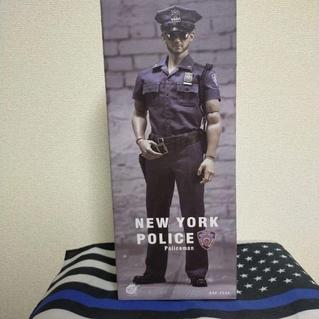 NYPD　警官　フィギュア