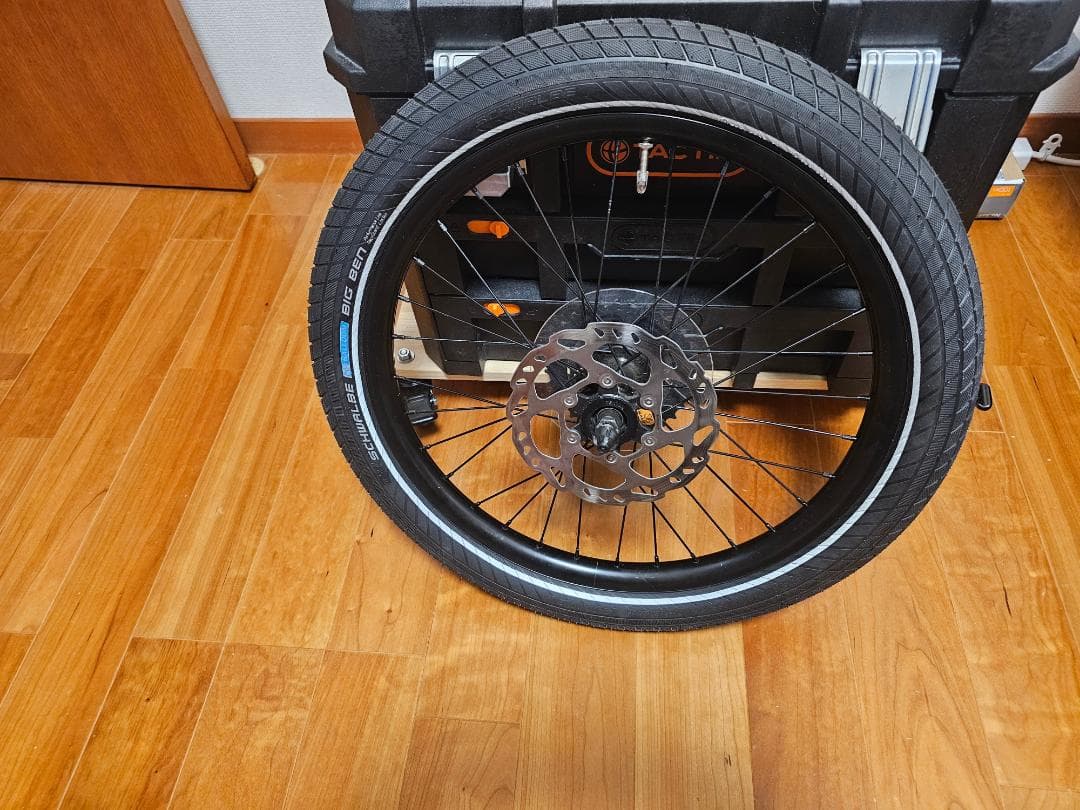 TERN Vektron リアホイール＆新品タイヤセット（20インチ）