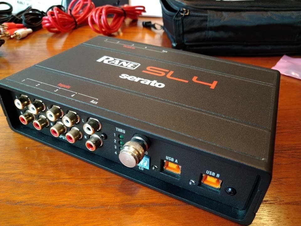 RANE ( レーン ) / SL4 (PC２台接続可能)