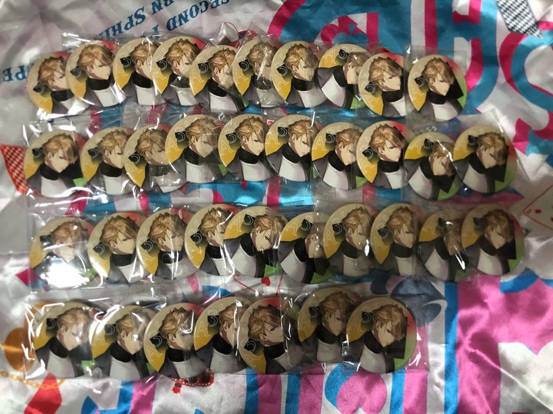 A3 缶バッジ 茅ヶ崎至