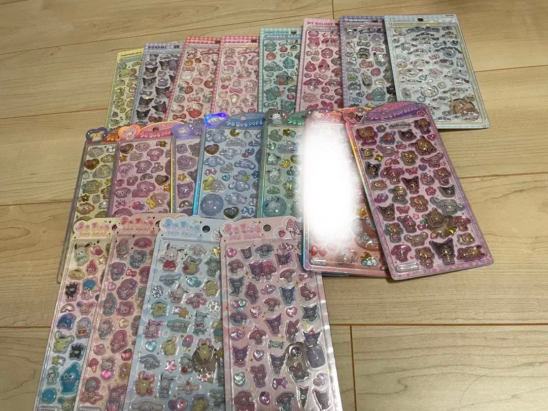 ボンボンドロップシール　サンリオ　第2弾　8種　正規品　うるちゅるシール