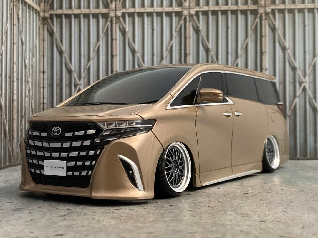 1/24新型アルファード・プレシャスレオブロンド（カスタム品）