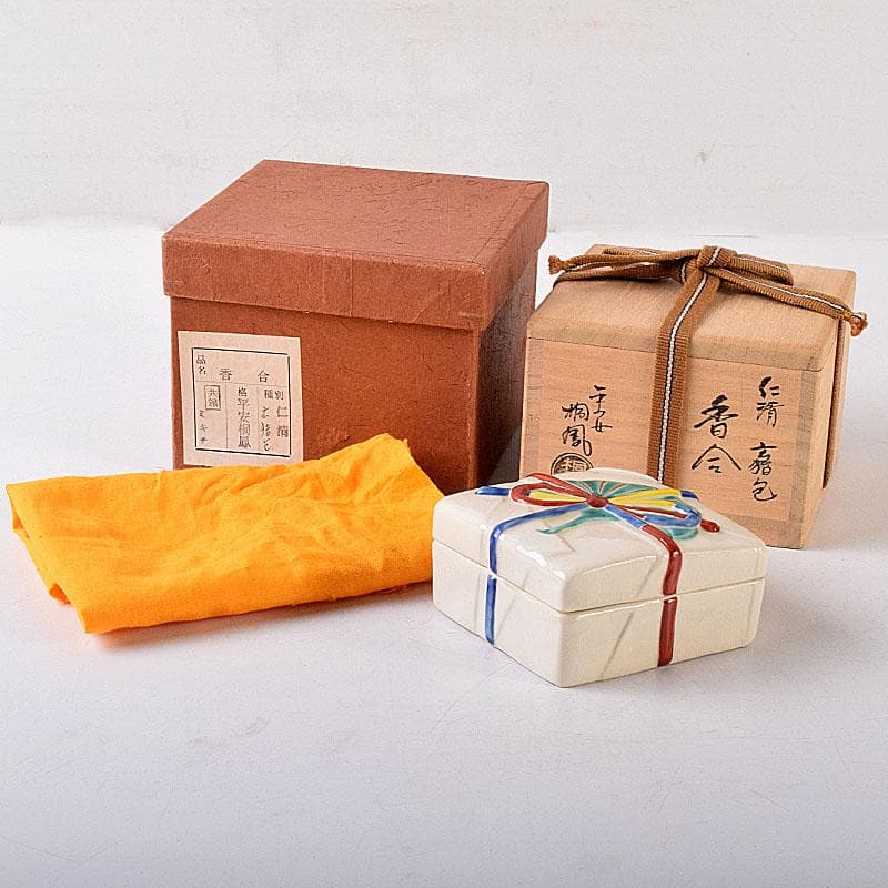 joshie　京焼　平安桐鳳造　仁清写玄猪包香合　共布共箱　V　R8150