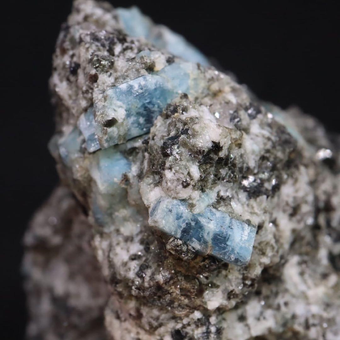 自主採掘！アクアマリン カリフォルニア産 263g AQ322 鉱物　原石天然石