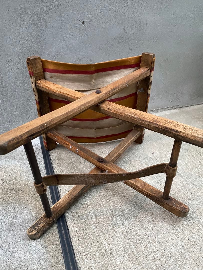 更に値下げ中‼️ベルギーアンティーク木製折りたたみスツールジュドバル広場の蚤の市