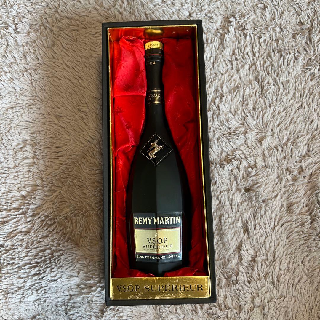ブランデー REMY MARTIN VSOP SUPERIEUR 700ml