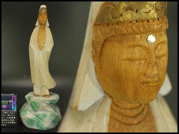 仏教美術 彩色 観音菩薩像 木彫(A705)