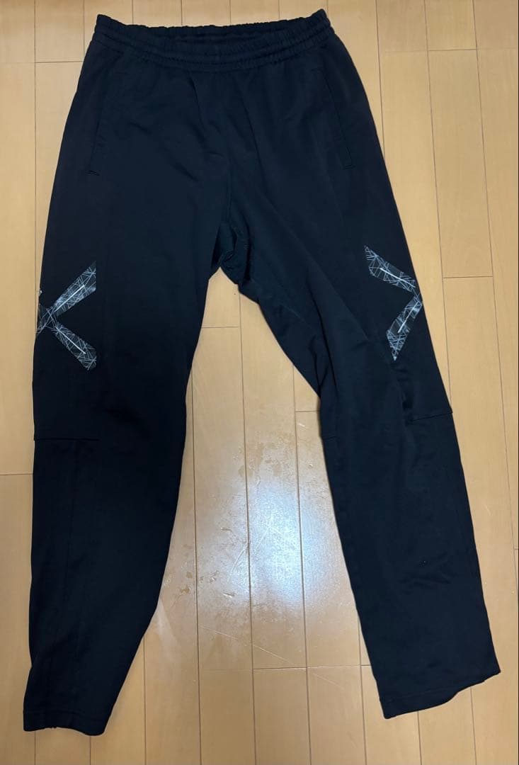 UMBRO FC東京 トレーニングウェア 上下セット Oサイズ