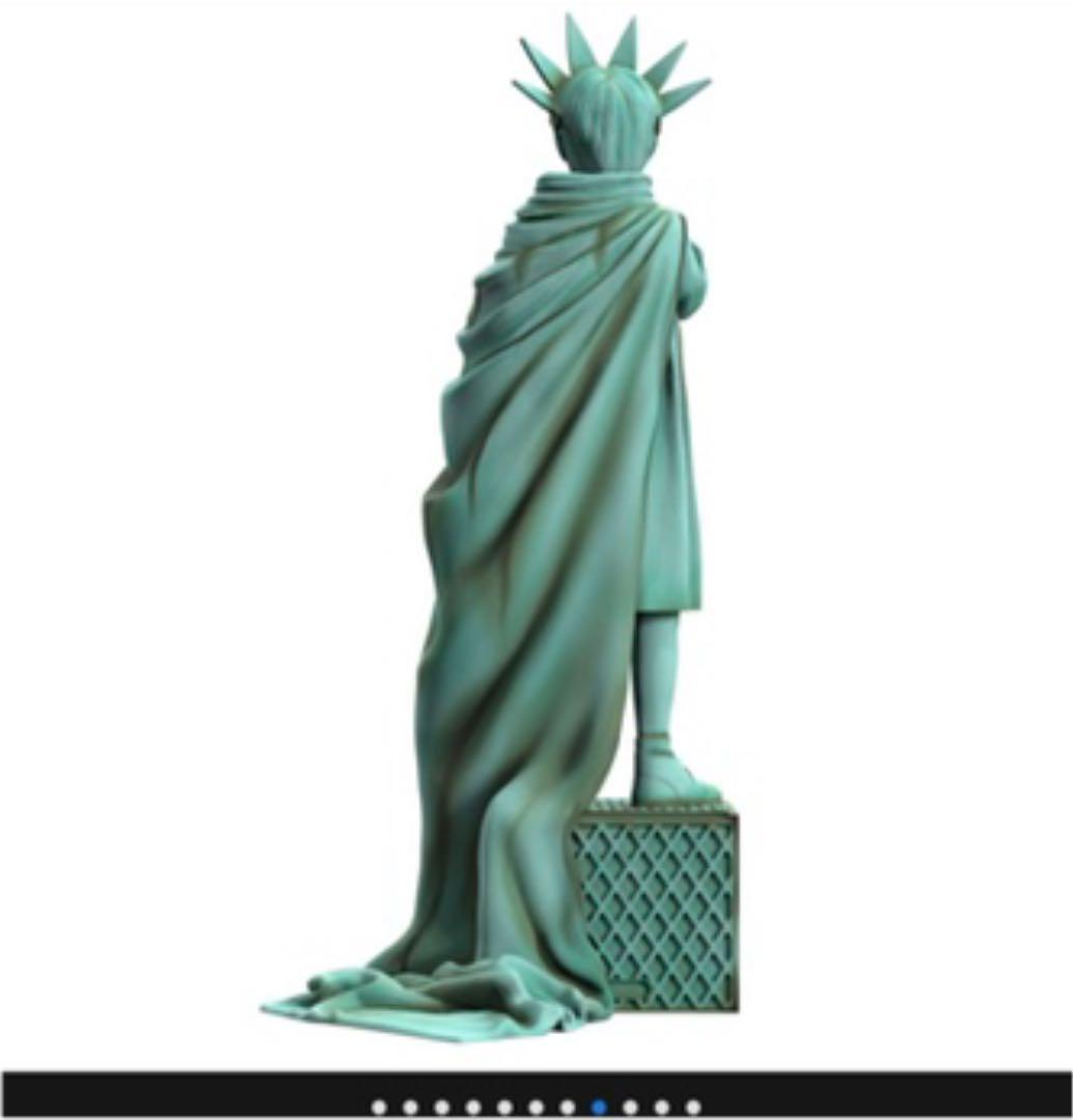 バンクシー　フィギュア　リバティーガール