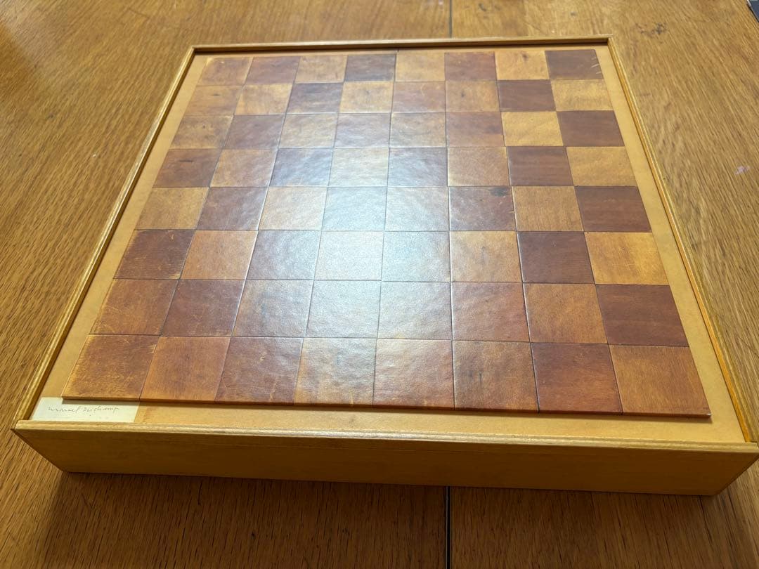 マルセル・デュシャン　チェス・ボックス Galerie Ronny Van de