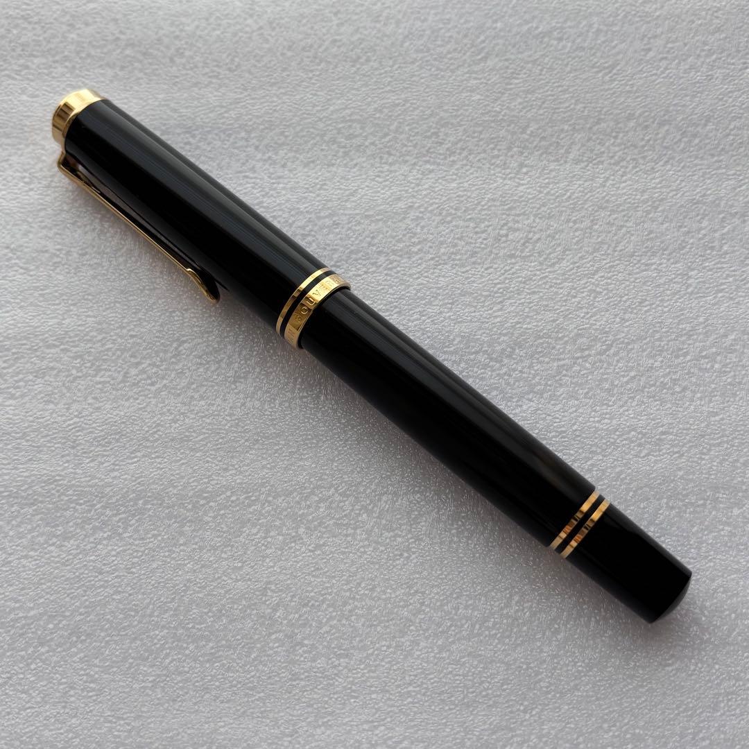 ペリカン　スーべレーン　M400 F 細字　ブラック　箱付き　ゴールド
