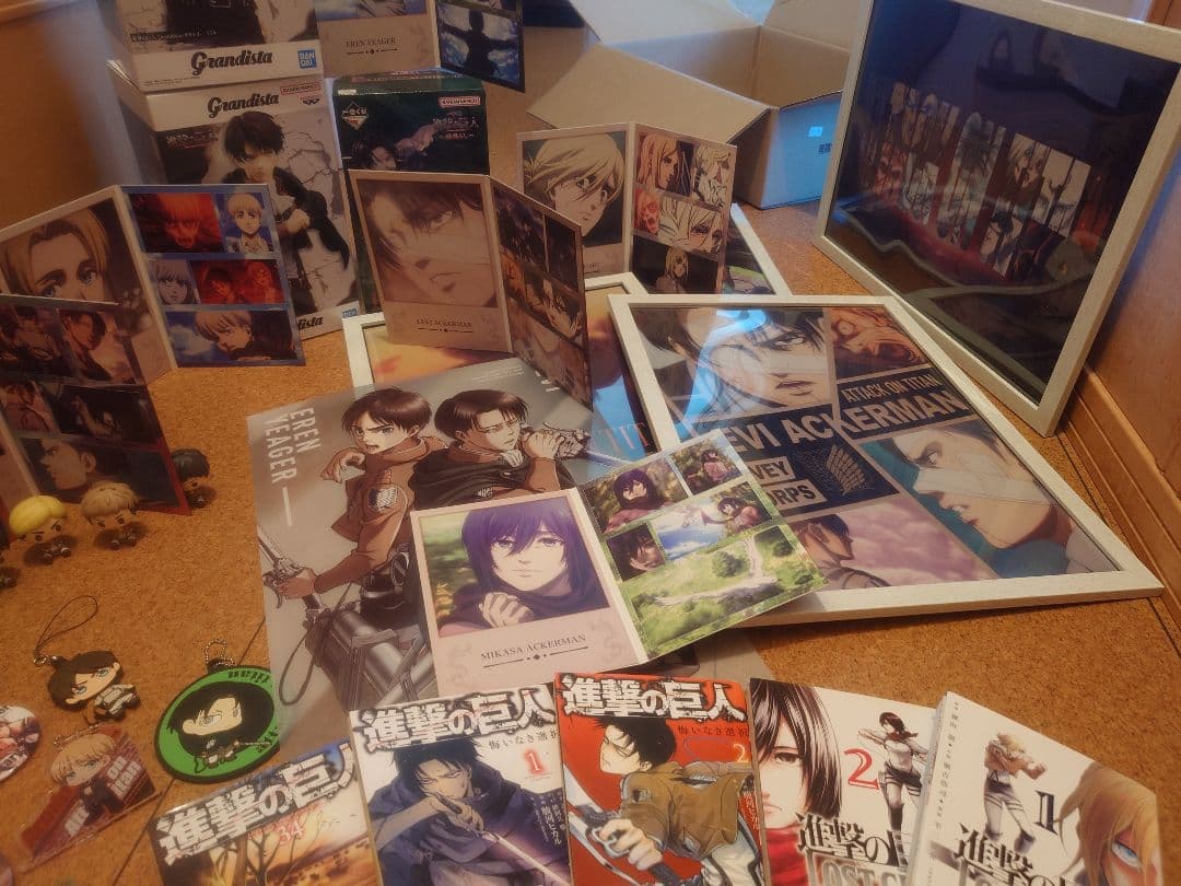 進撃の巨人80点以上グッズ