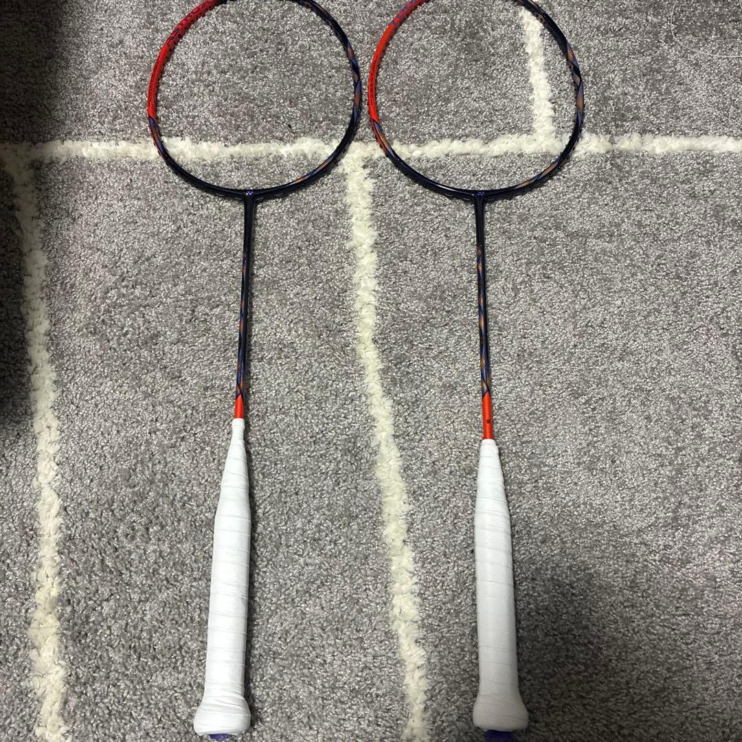 バドミントンラケット 2本セット アストロクス77pro/Tour