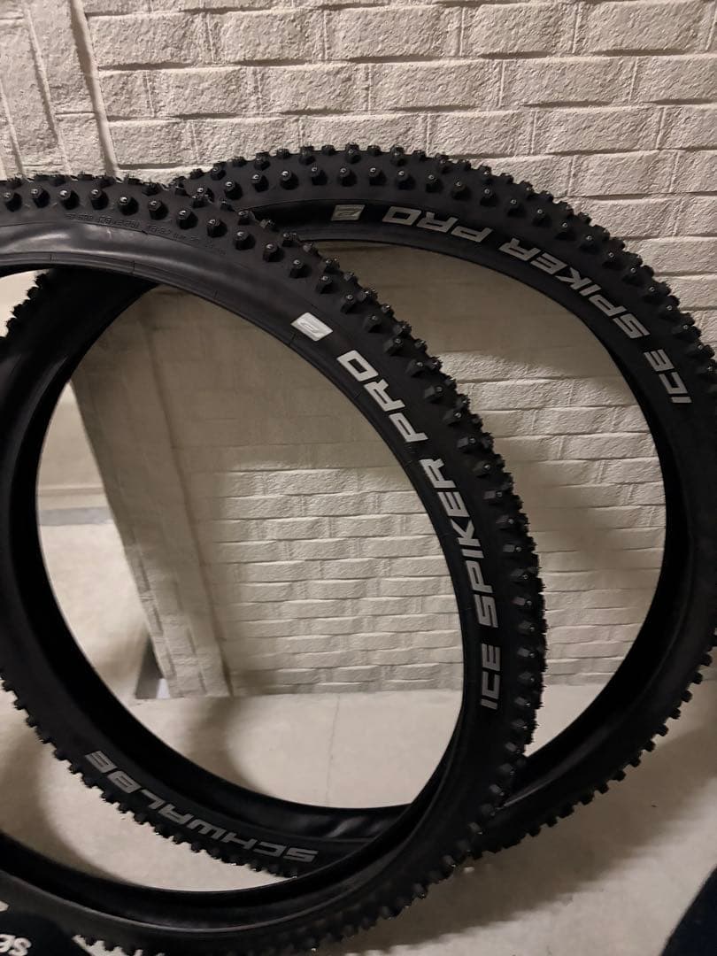 Schwalbe ICE SPIKER PRO スパイクタイヤ