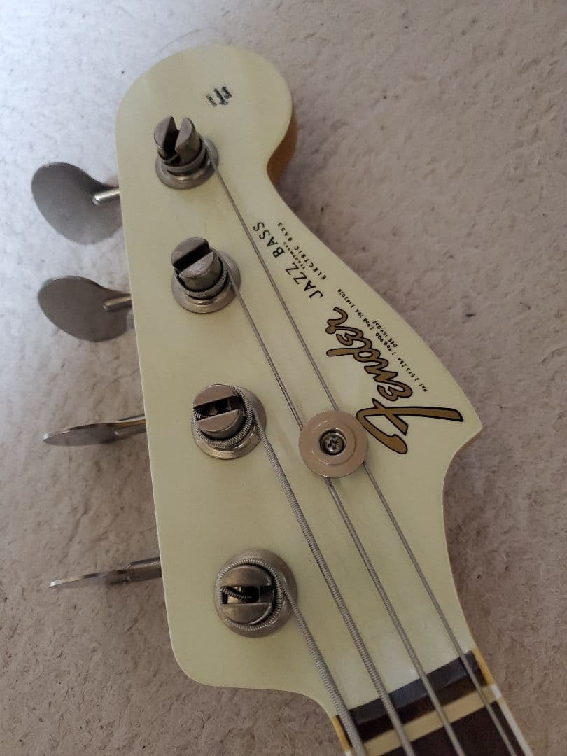 交渉可 Fender Custom Shop 1966 Jazz Bass CC