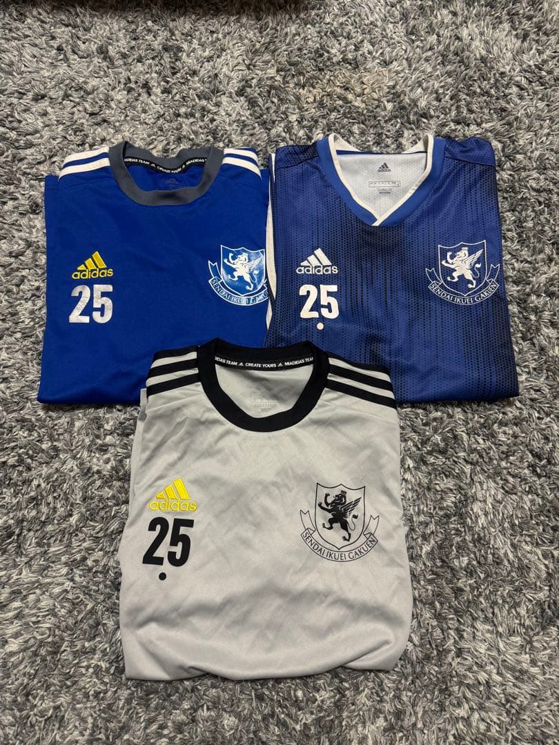 仙台育英サッカー部　トレーニングウェア3点セット　記念T2枚