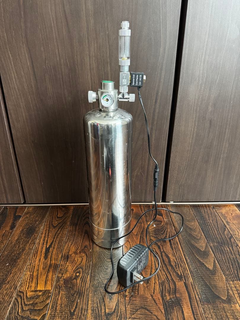 化学式co2ボンベ アクアリウム