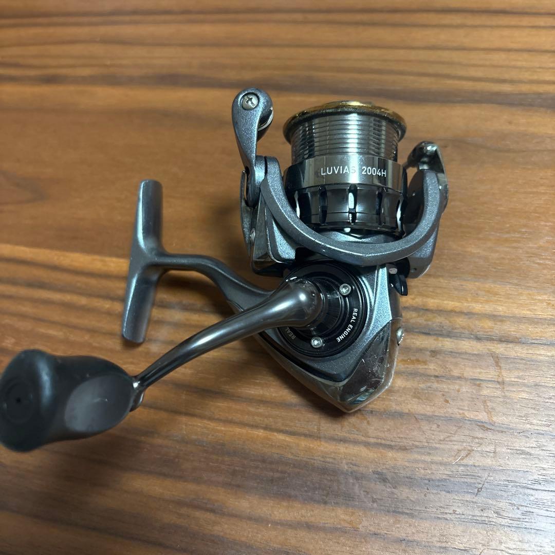 LUVIA 2004H スピニングリール