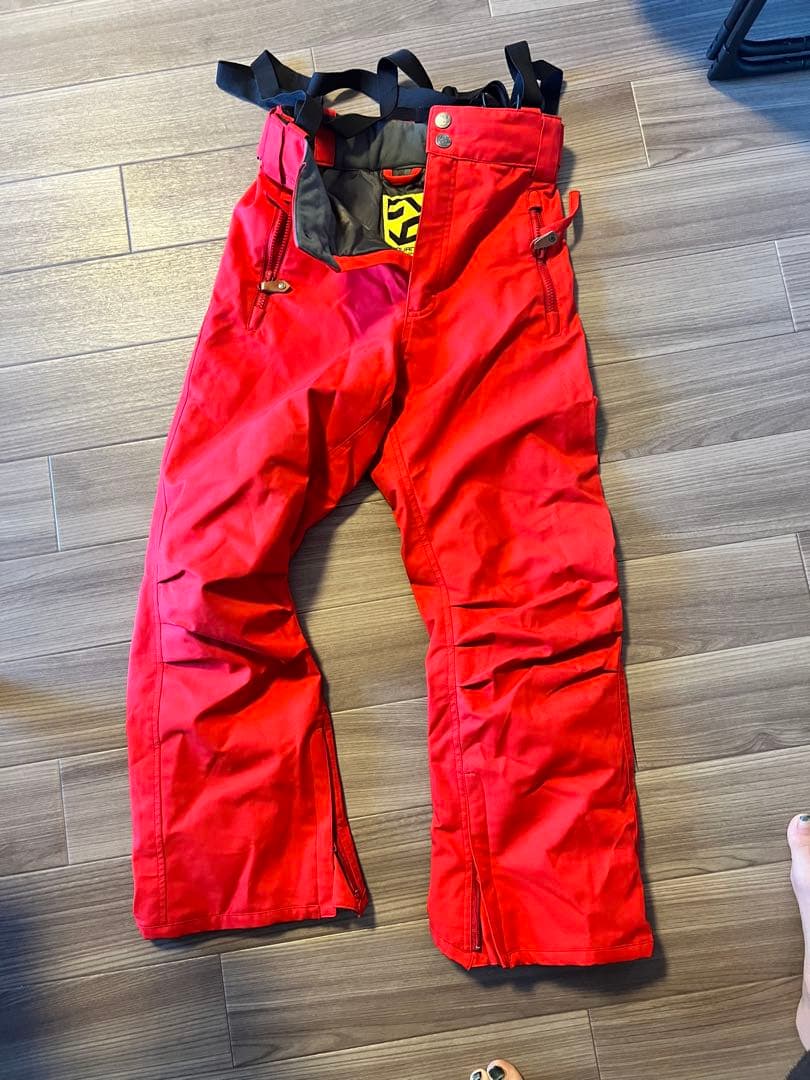 GOUNNE スノーボードパンツ 赤 子供用