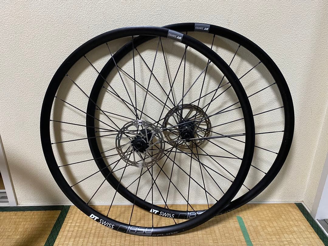 DT SWISS P1850 DB 前後　DISK付