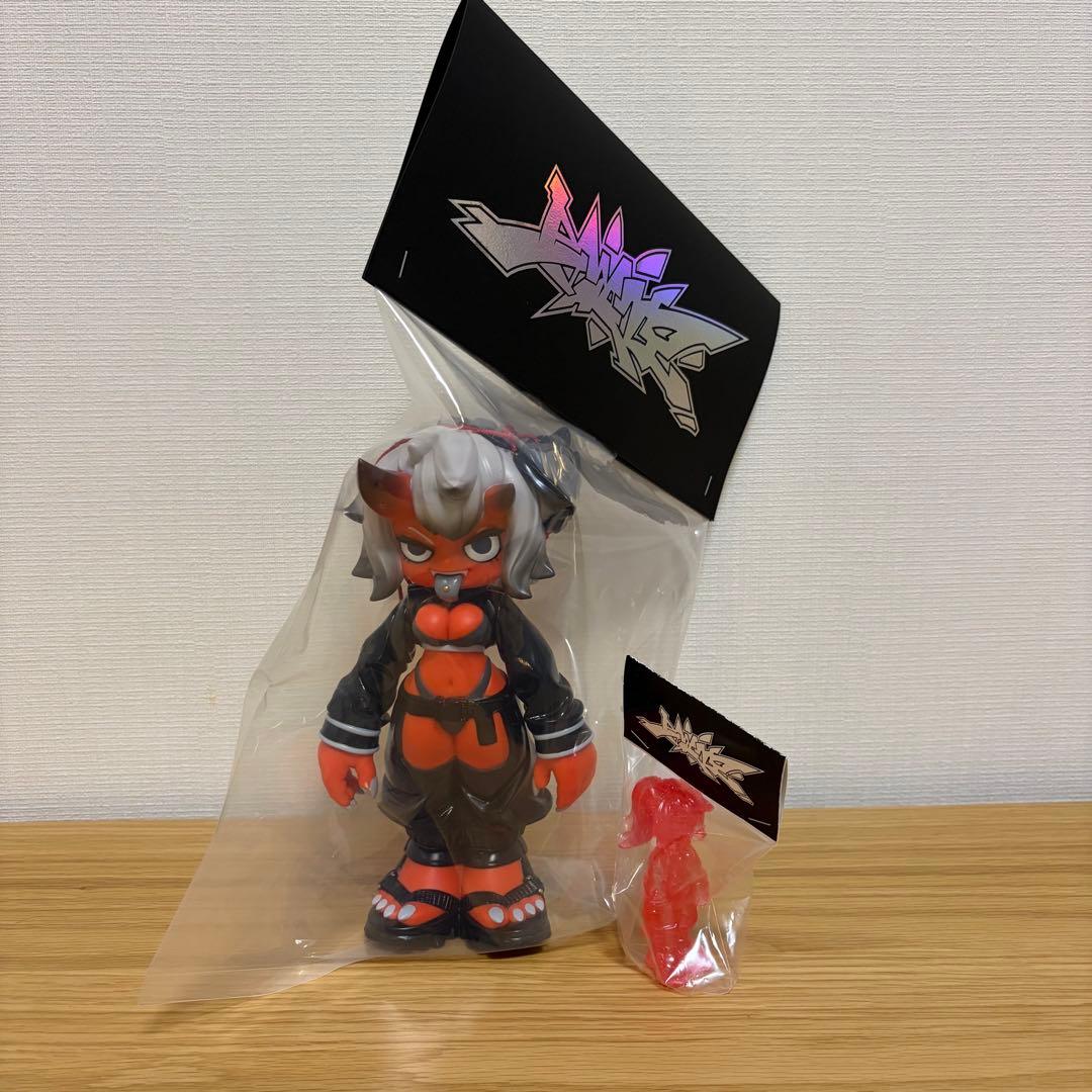 emDASH AMANOJAKI 1stカラー ソフビ