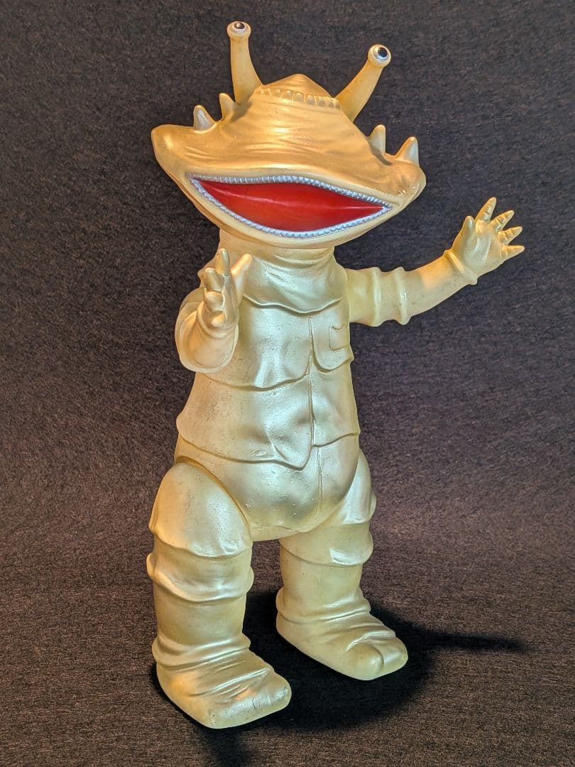 カネゴン　スタンダードサイズ　復刻版怪獣シリーズ