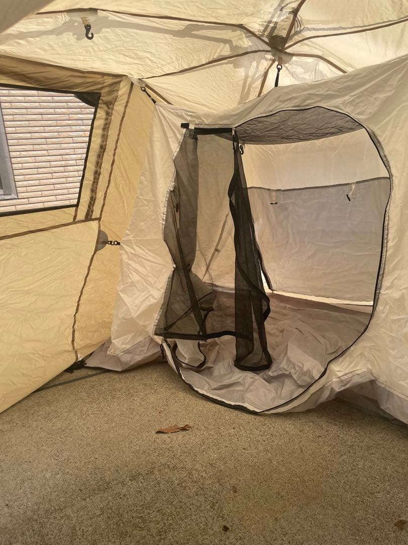 【エイト】　　dod ライダーズバイクインテント　ワンタッチテント