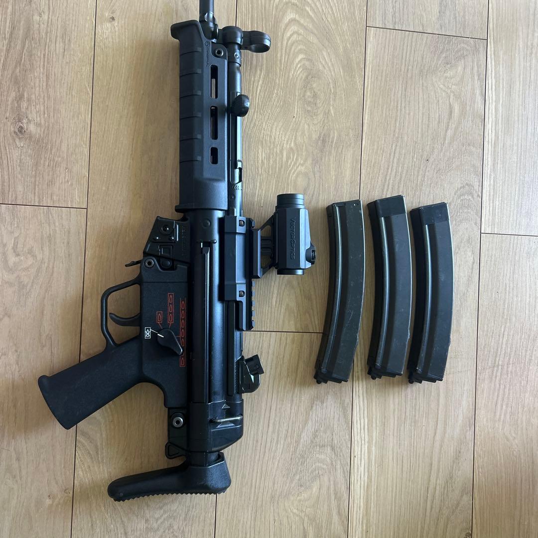 東京マルイ　次世代電動ガン　MP5