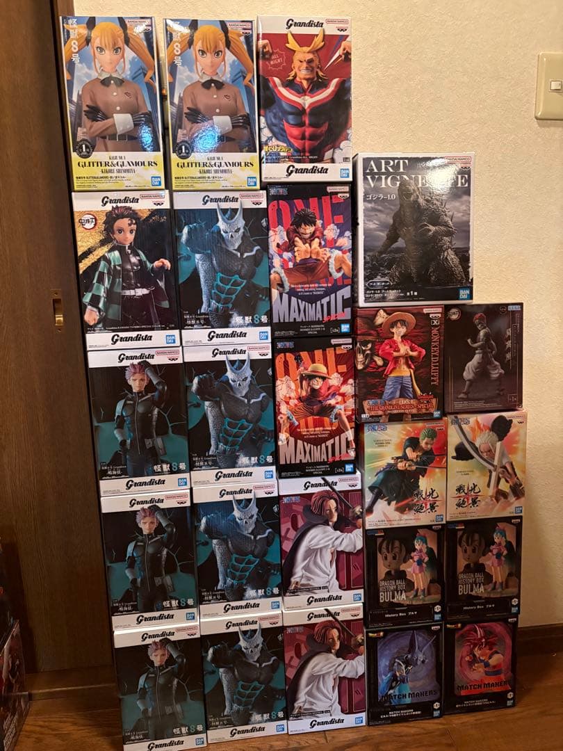 フィギュア24個まとめ売り　怪獣8号　鳴海弦　ルフィ　シャンクス　ブルマ　悟空