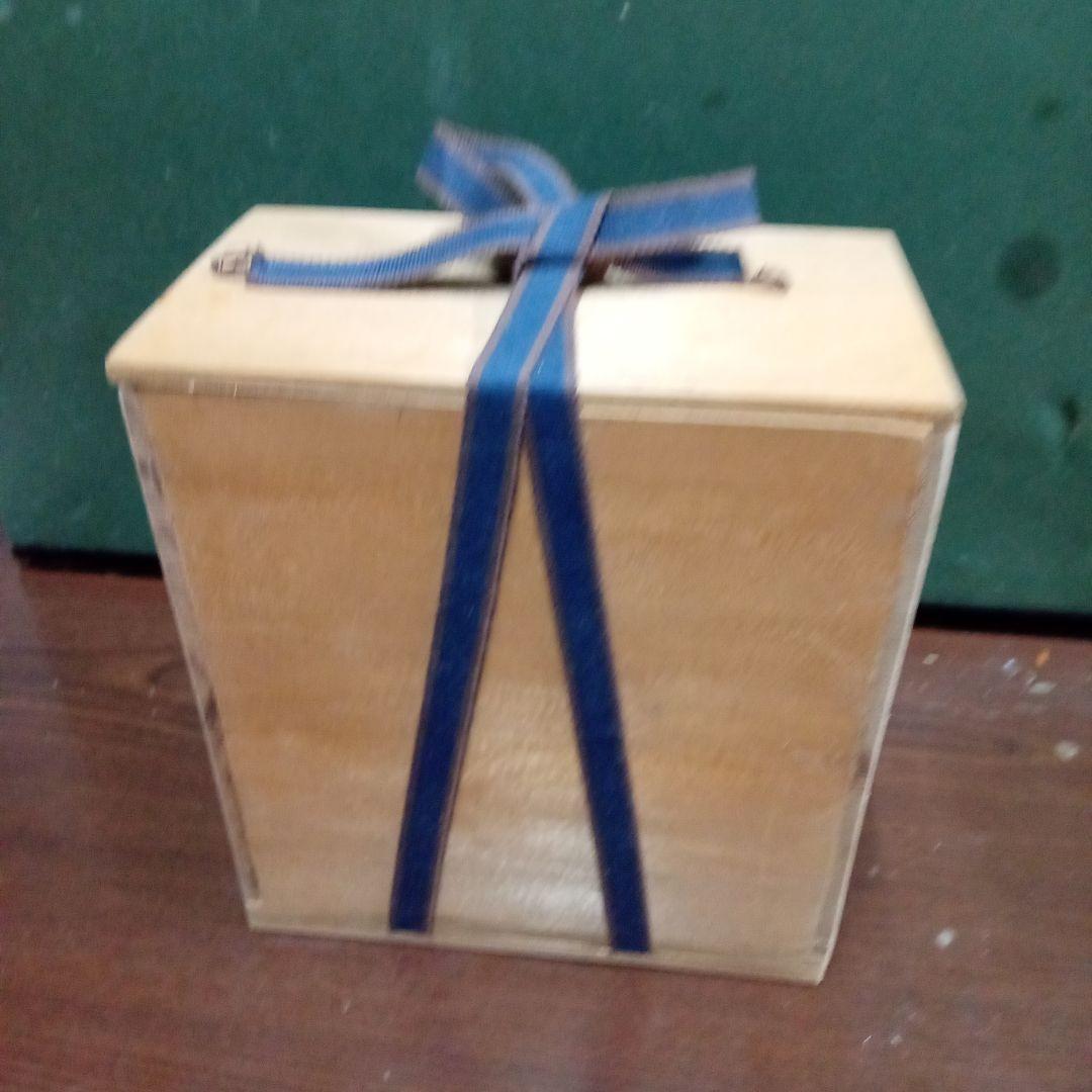 扁壺花瓶 木製箱付きサイズ高１７センチ、横１６センチ、