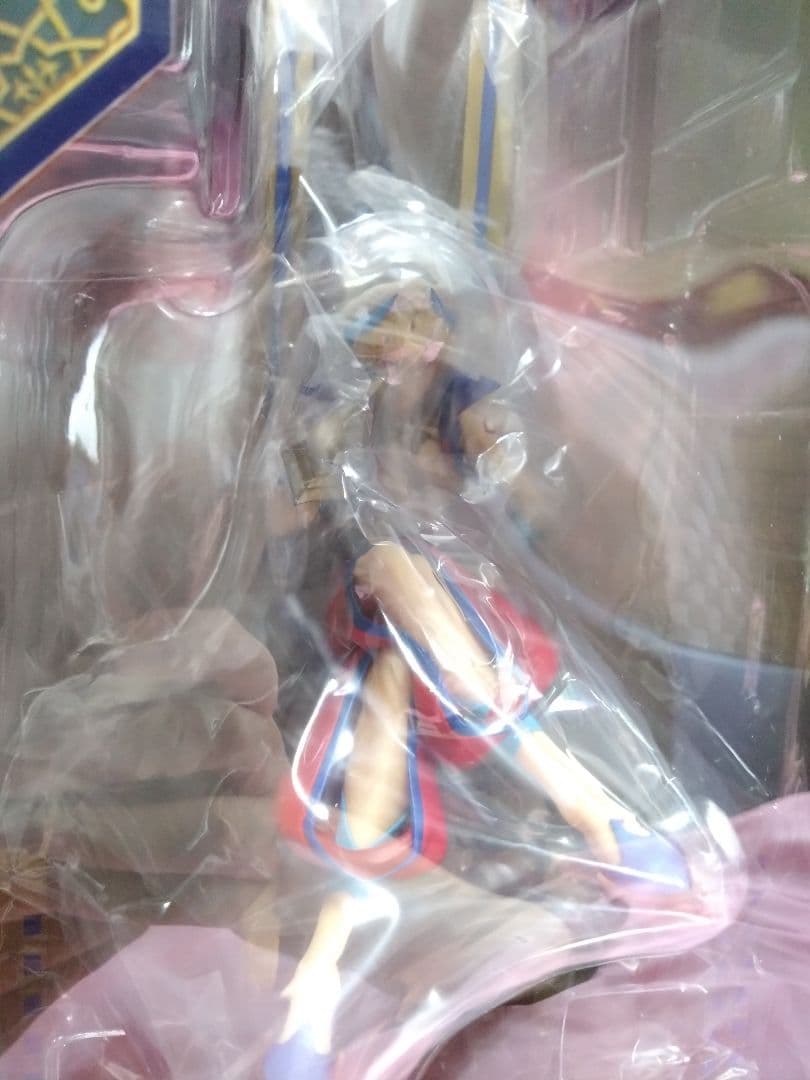 Fate/Grand Order ギルガメッシュ 1/8スケールフィギュア