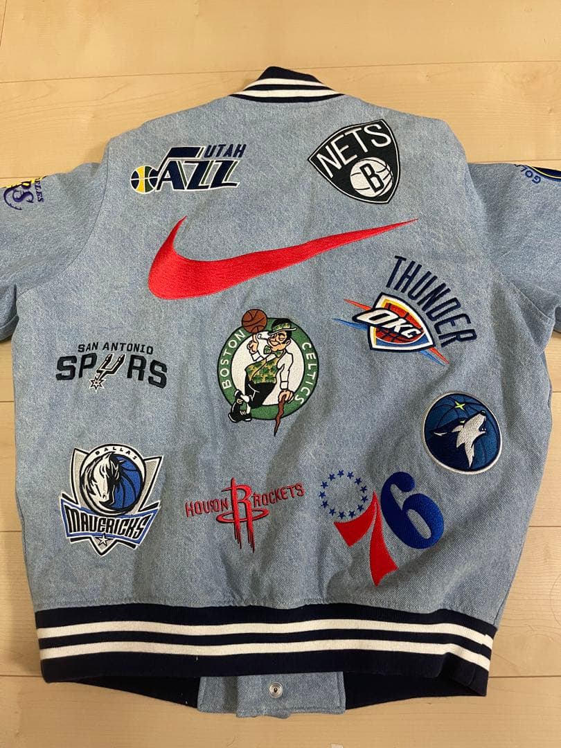 美品！シュプリームSupreme×NIKE NBA デニムスタジャンブルゾン　M
