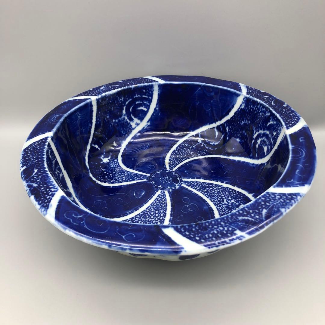 明治時代古伊万里渦巻き花微塵唐草文様ベロ藍印判手鉢ボウル26cm伊万里焼骨董品