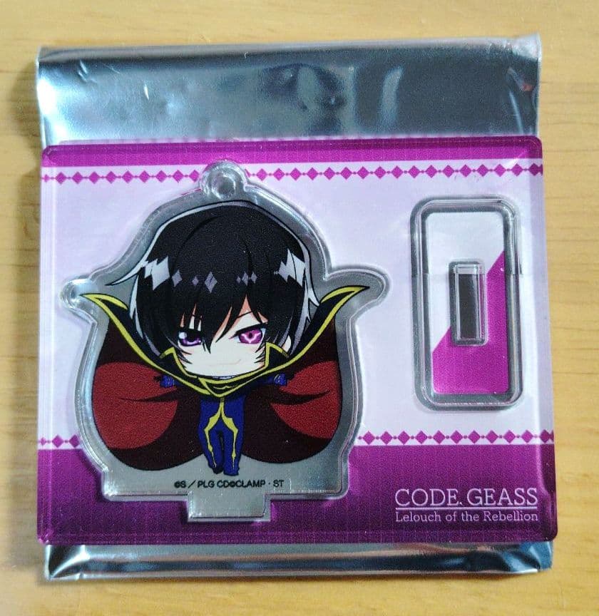 コードギアス　ルルーシュ　アクリルスタンド　CLAMP