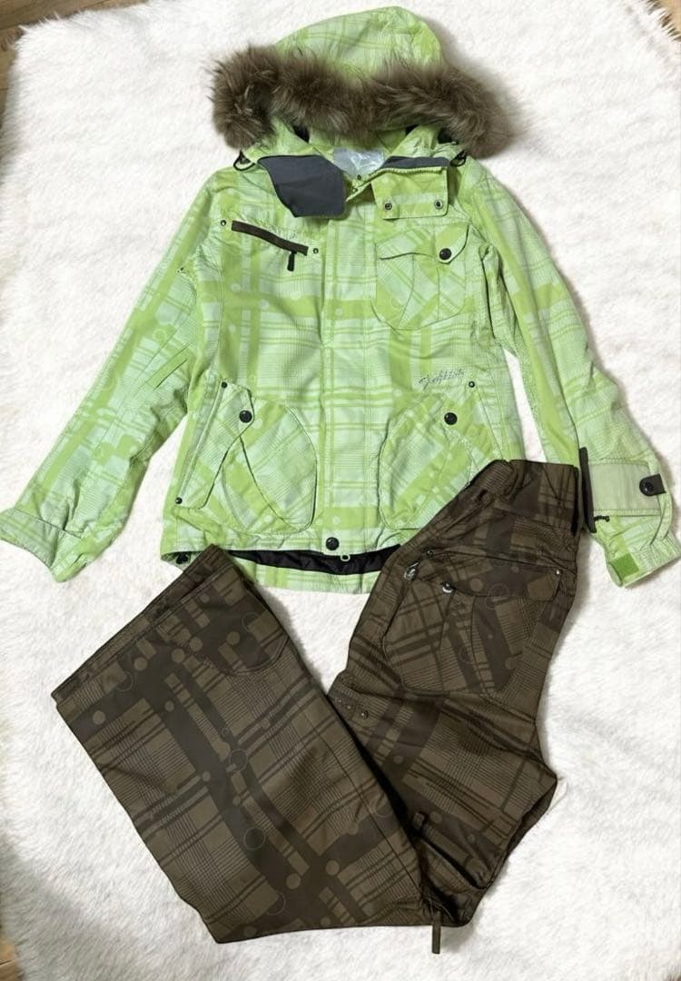 【美品】FABLICE ファブリス スキーウェア スノーボードウェア Mサイズ