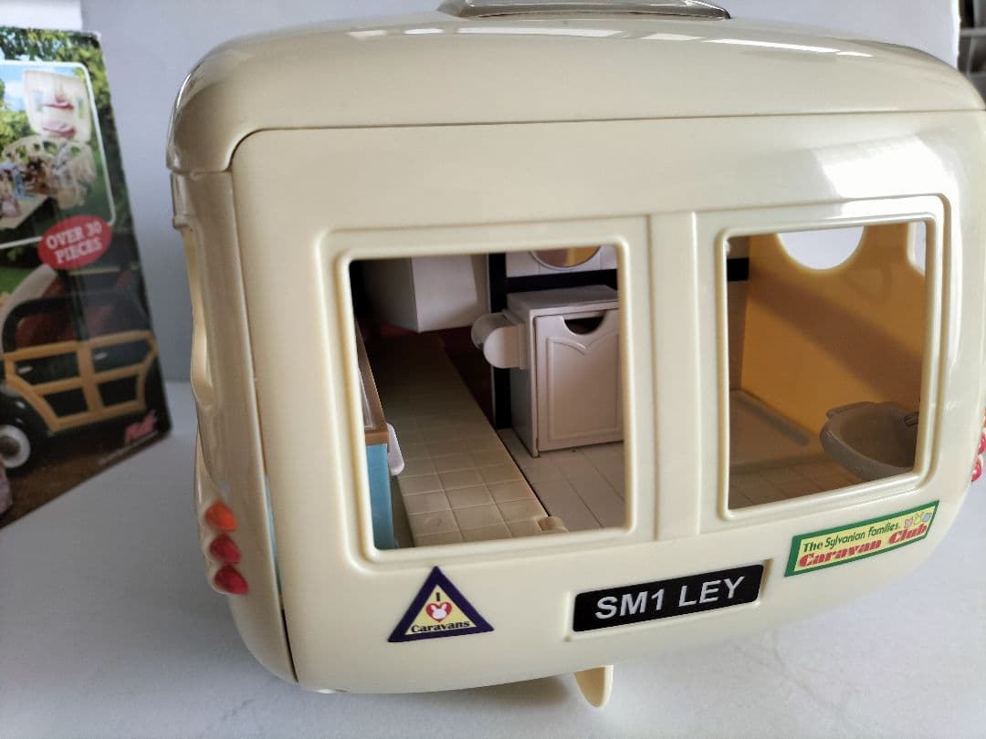 確認用。シルバニア　UK キャラバン　ファミリーカー