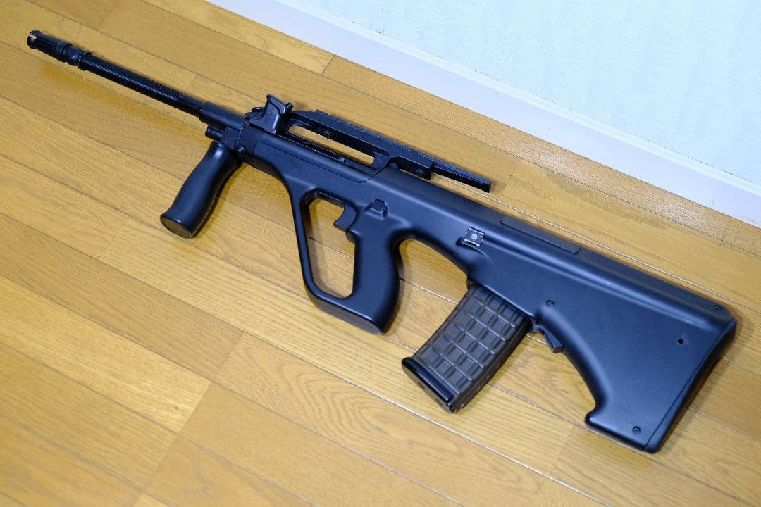 ステアーAUG 東京マルイ 電動ガン