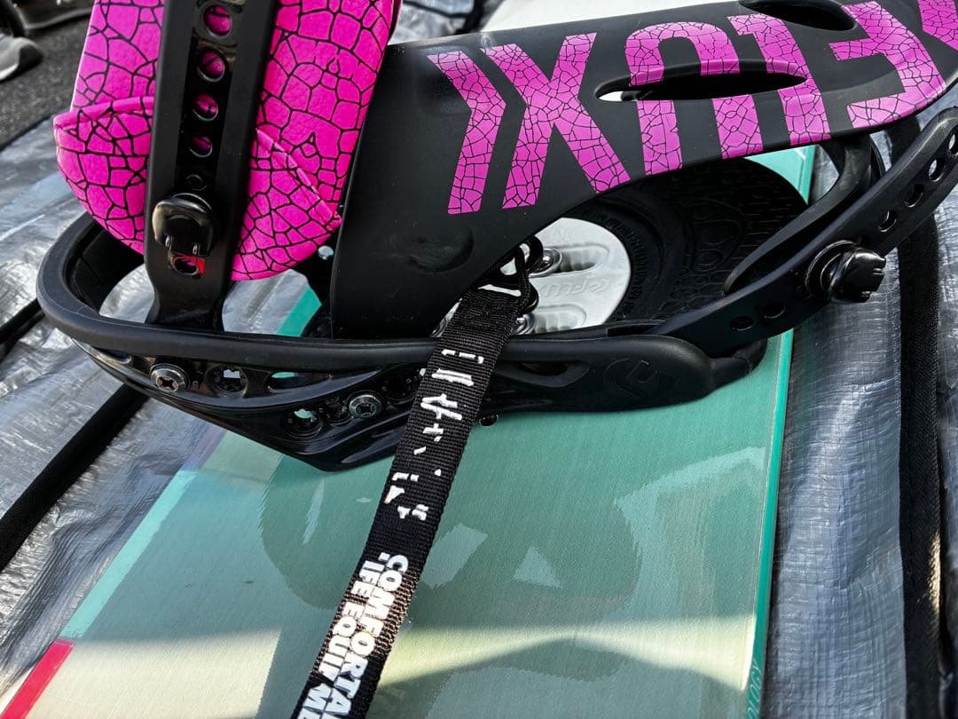 VENUS 139 ボード&INTUISIONブーツ(24cm)セット