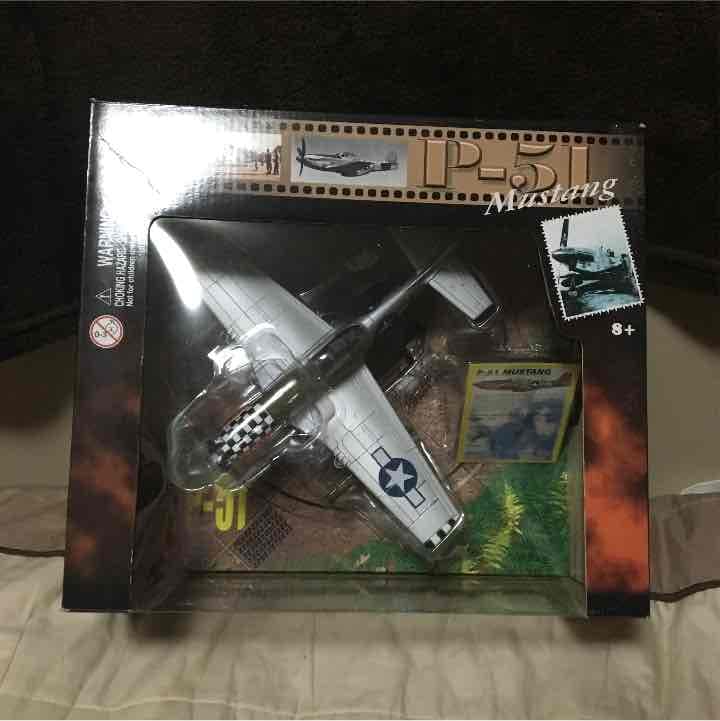 P-51 mustang 値段提示お願いいたします