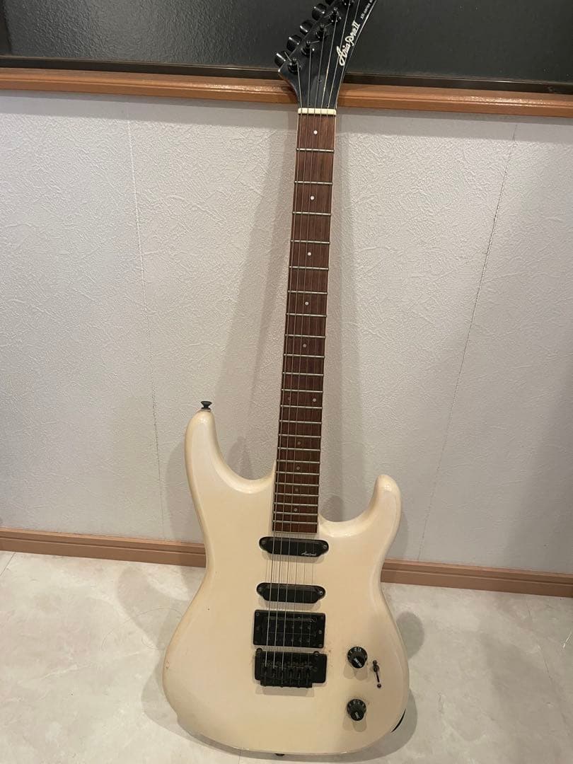 Ariapro IIエルキギター