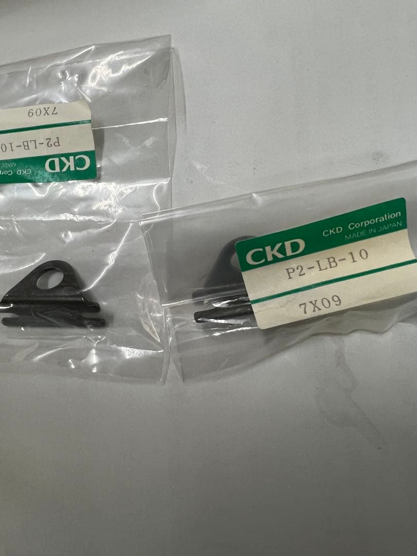 CKDペンシリンダー複動形センサーシリンダー支持金具あり、