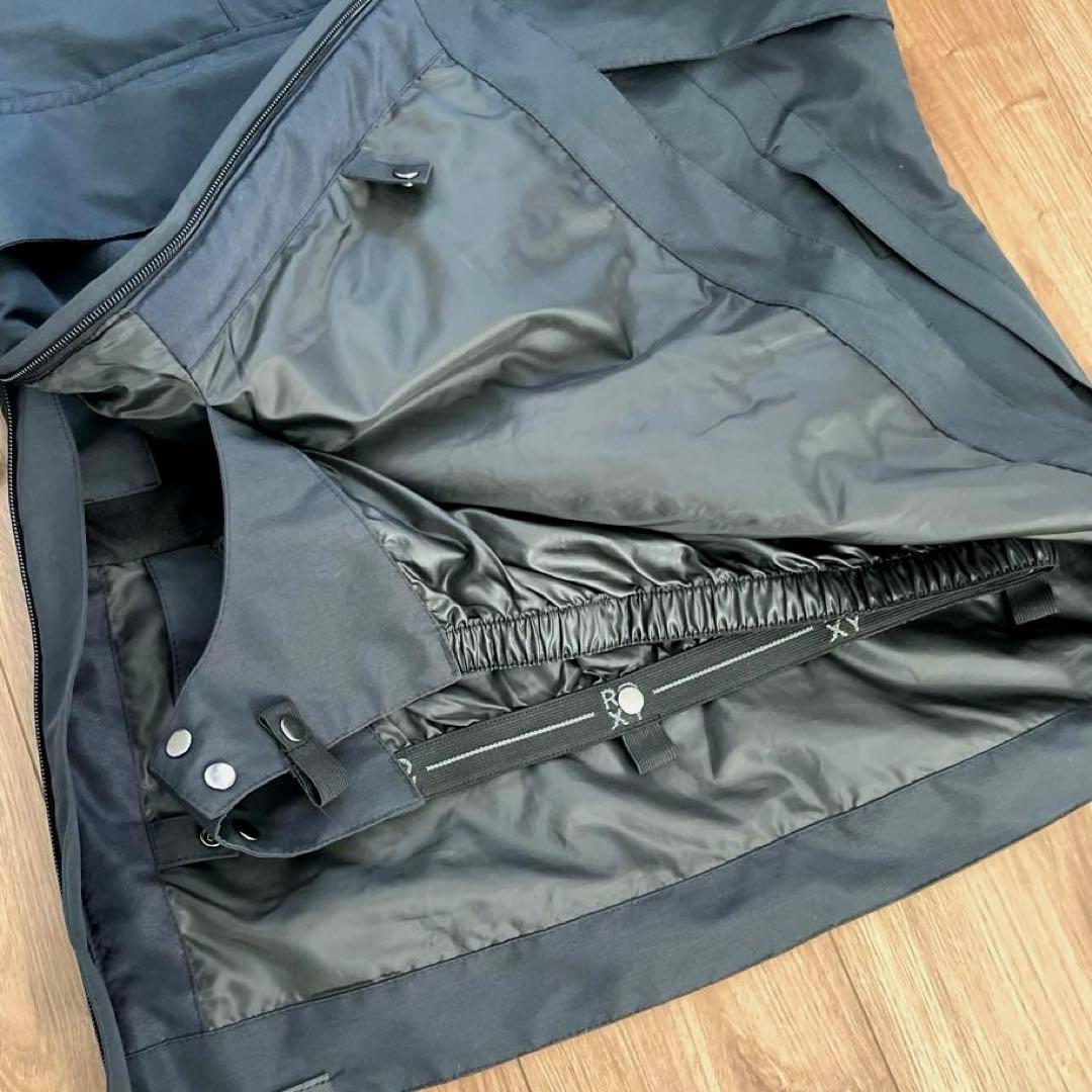試着のみ ROXY スノーボードウェア S フード付きアノラック ブラック 美品