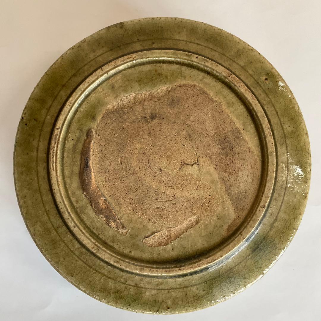 古瀬戸　青磁草花文鉢　江戸時代中期頃