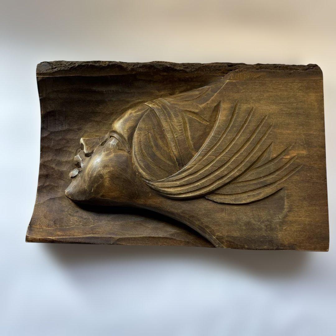 木製　木彫り　女性の横顔　北海道　アイヌ