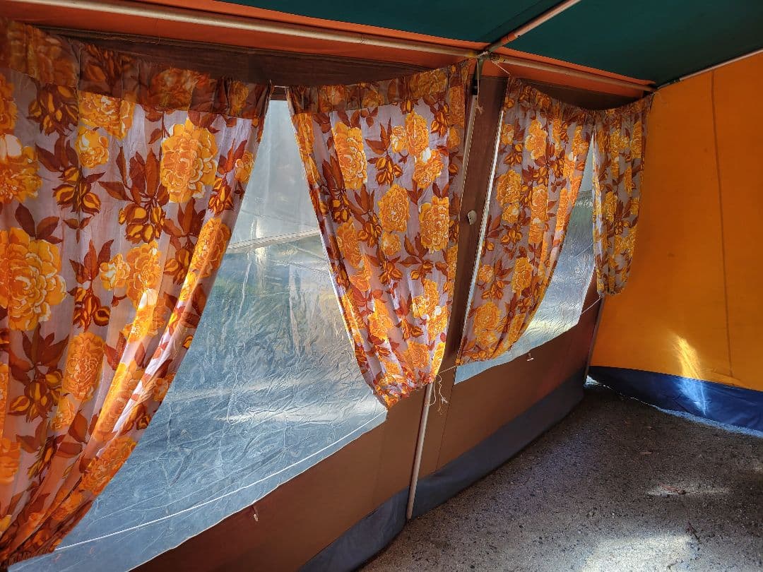 ドイツ製 ヴィンテージテント プーフ