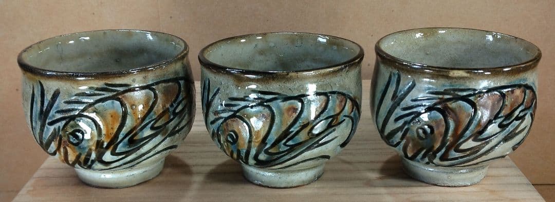 トムトム！【本物保証】金城次郎 湯呑五客 海老魚紋湯呑≪最上位品≫人間国宝