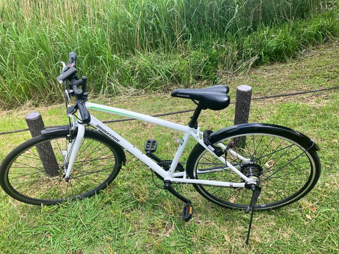 ブリヂストン クロスバイク ホワイト 27型　ES1 BRIDGESTONE