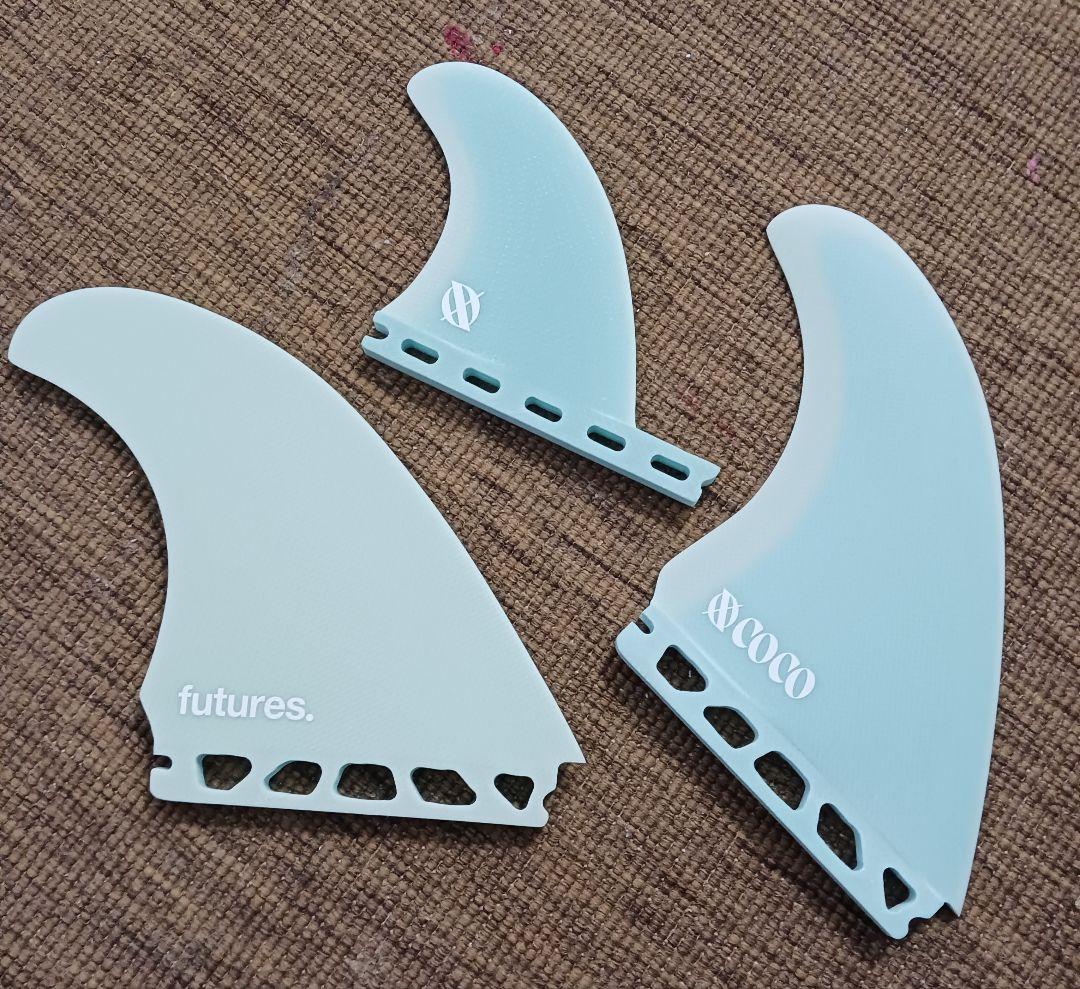 新品　フューチャーフィン　ツインスタビ　ココホー　Future