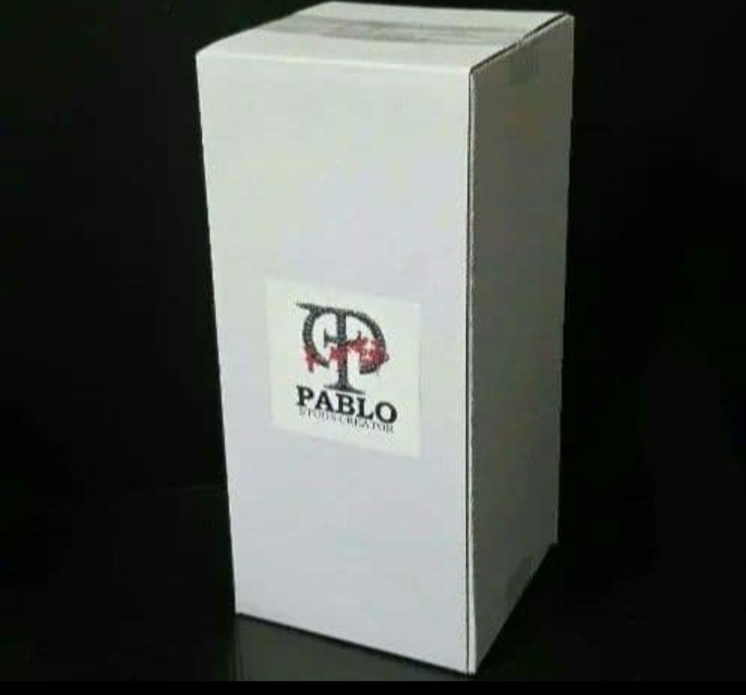 【24時間以内発送】 アルマンド ゴールド トゲマンド スタッズボトル